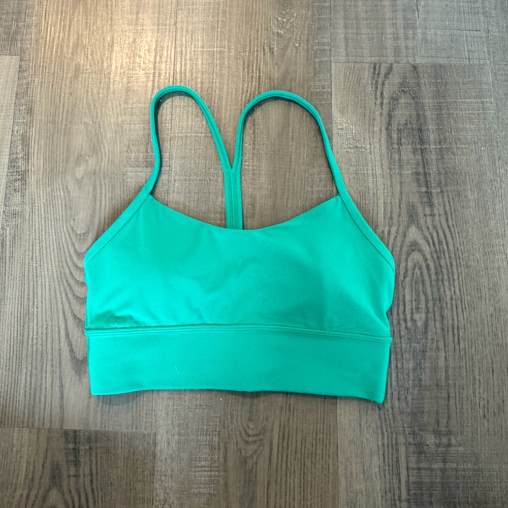 Lululemon green sports bra